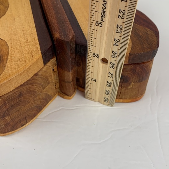 Handcrafted wooden butterfly box - Picture 12 of 15